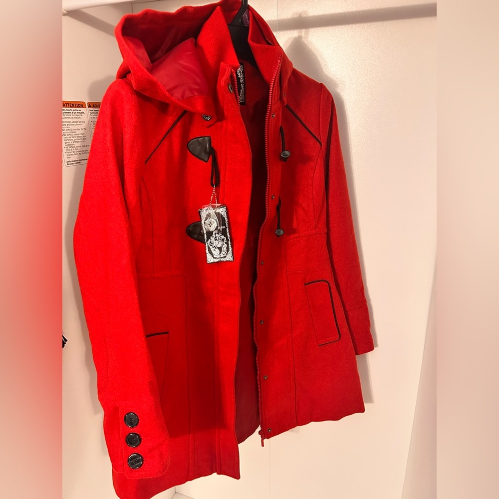 NWT YOKI NEW YORK COLLECTION Women's Red WOOL Coat. SZ S